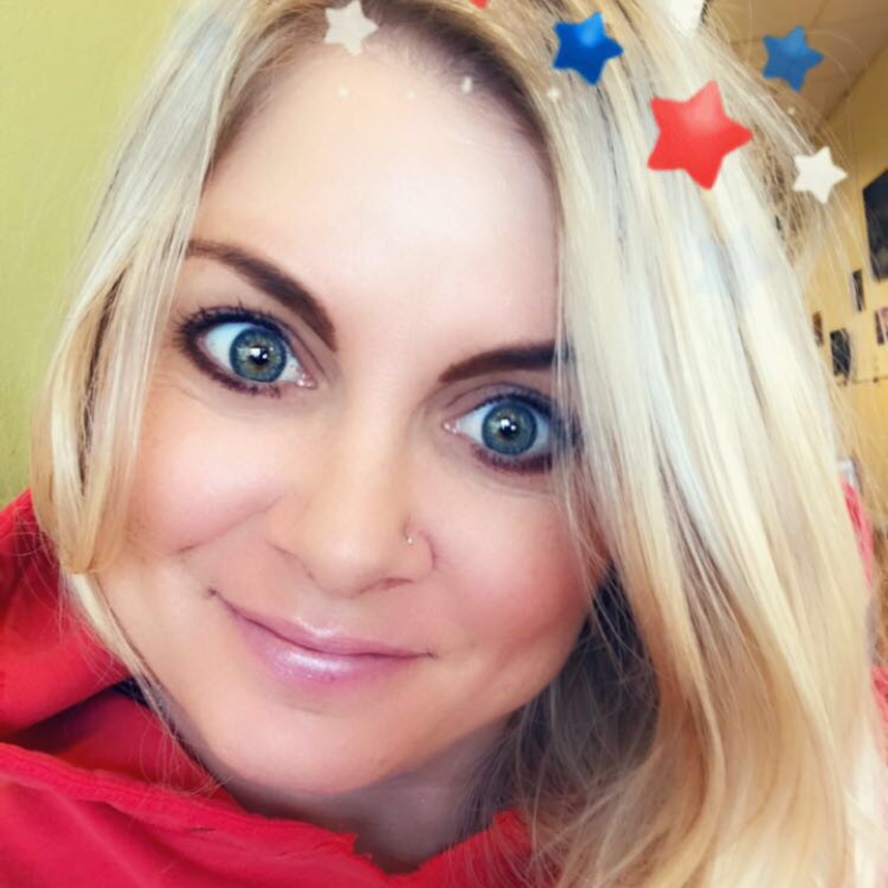 Meet your Posher, Dana